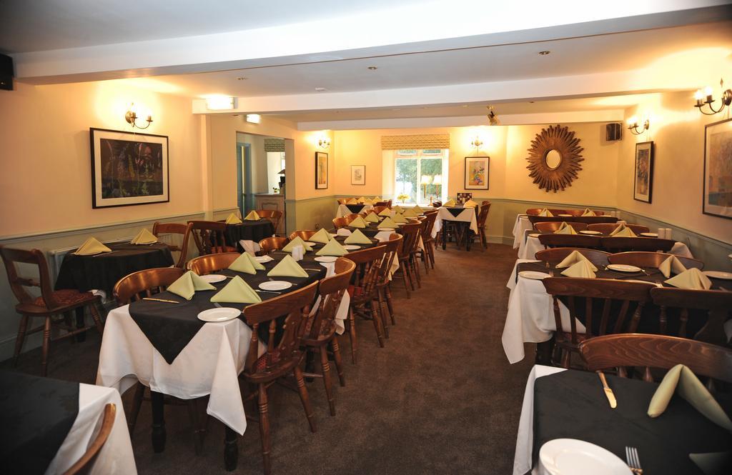 Queens Arms Country Inn Glossop Exterior photo